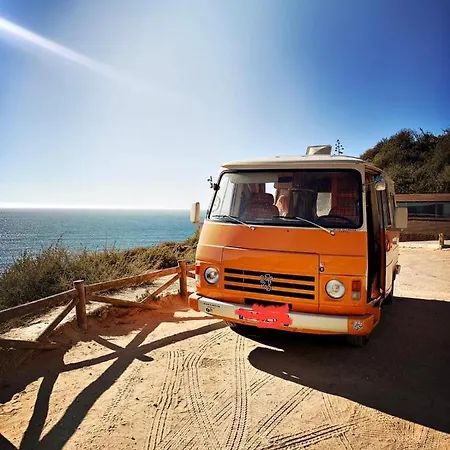 Luxusní stan Rent A Blueclassics 's Campervan Combi J9 En Algarve Au Portugal