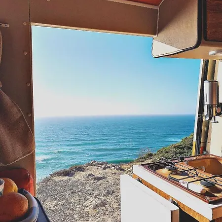 Luxusní stan Rent A Blueclassics 's Campervan Combi J9 En Algarve Au Portugal *